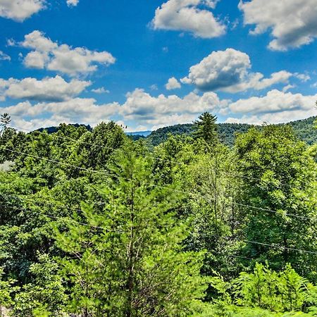 Cabin With Hot Tub And Deck About 12 Mi To Pigeon Forge! Sevierville Exterior foto