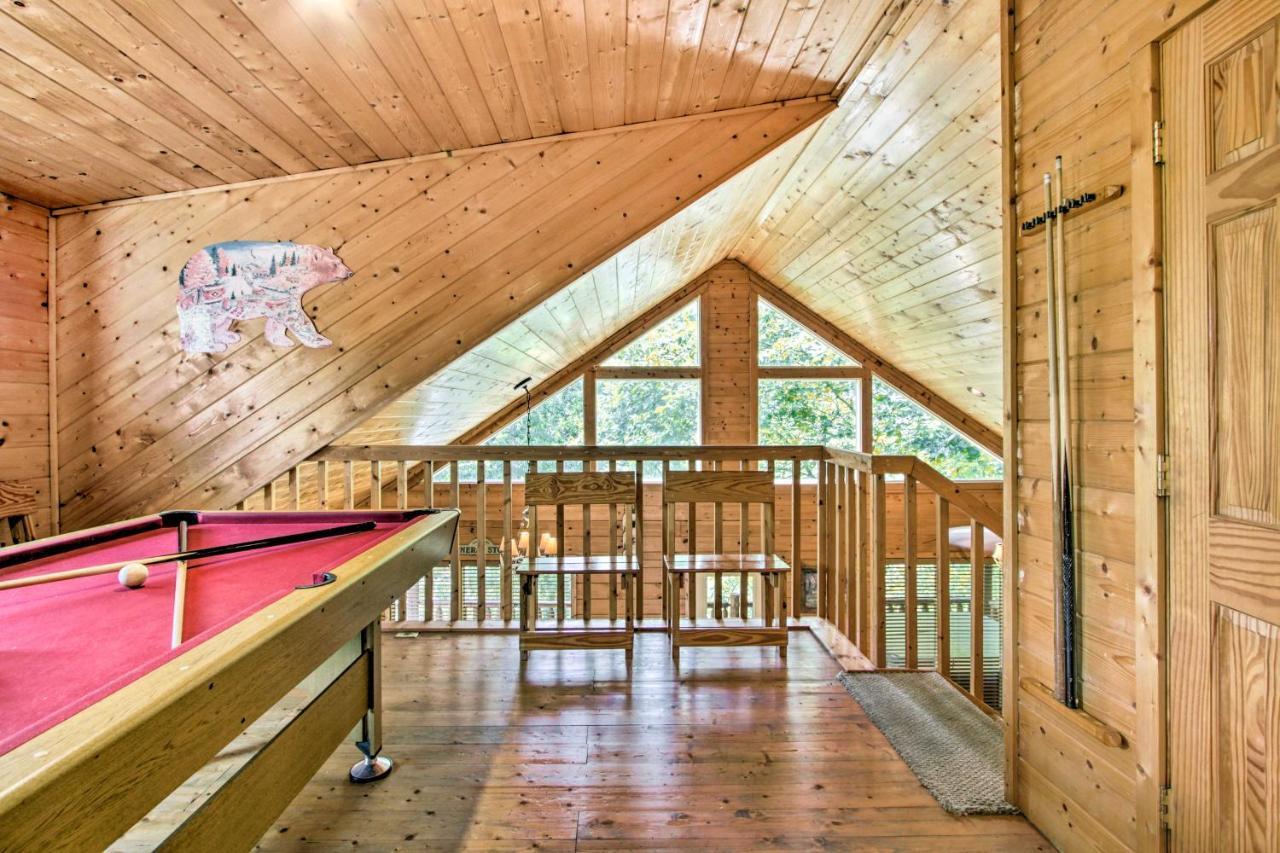 Cabin With Hot Tub And Deck About 12 Mi To Pigeon Forge! Sevierville Exterior foto